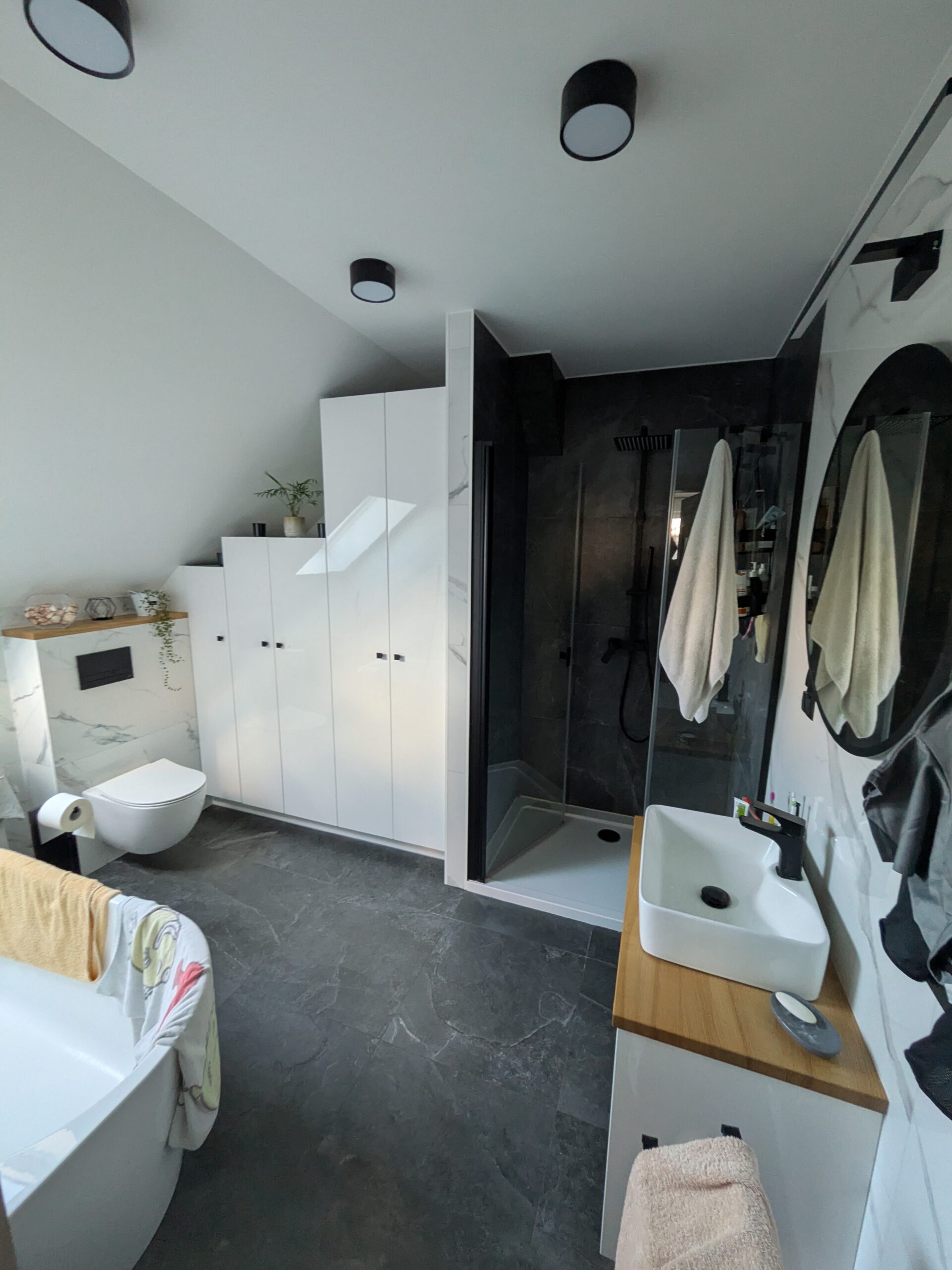 pxl 20251016 120043149